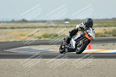 media/Apr-18-2025-TrackDaz (Fri) [[45f5874c44]]/C Group/Session 1 (Turn 7)/